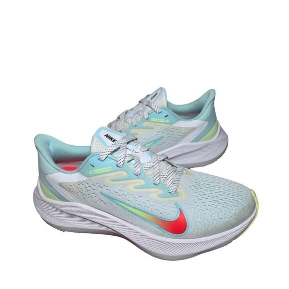 Womens Nike Zoom Winflow Athletic Running Shoes Size 8 White - Picture 2 of 6